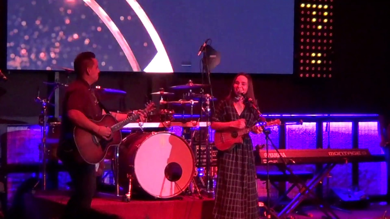 Mas que amigos - Matisse Red Mosquito León 2019 🎶