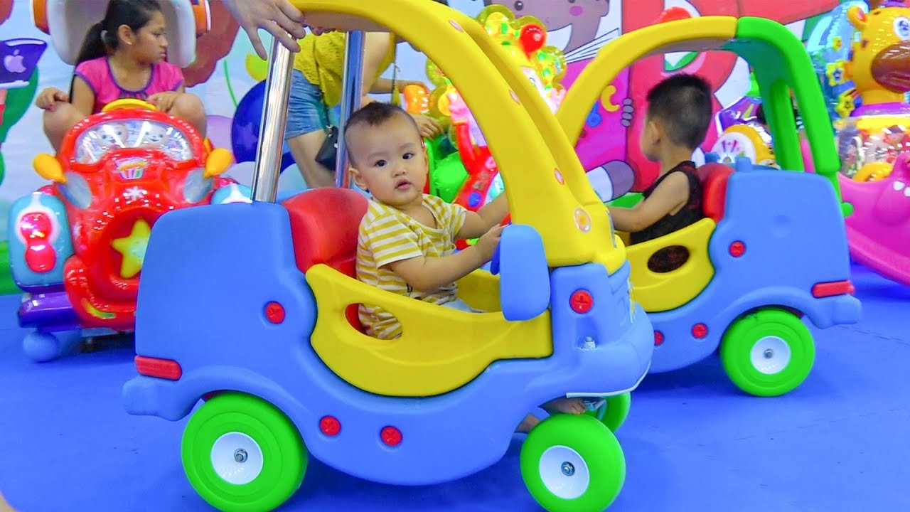 Nhạc Thiếu Nhi Vui Nhộn: Em Tập Lái Ô Tô 🎶 - Bài Hát Hấp Dẫn Cho Bé Thích Hợp