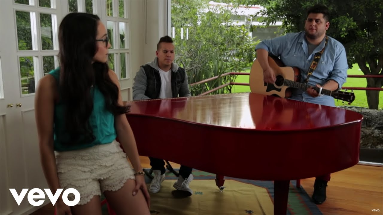 Matisse MX - La Misma Luna (Official Video) 🎶