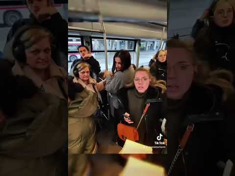 PRANK METTRE LE MALAISE humour vidéo #droles #prank #blague #genant