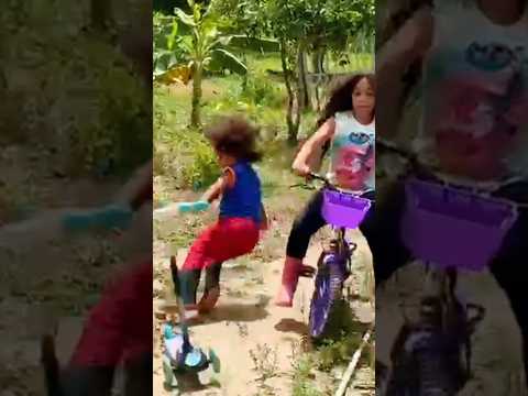 Rindo muito com Marina e Lucas