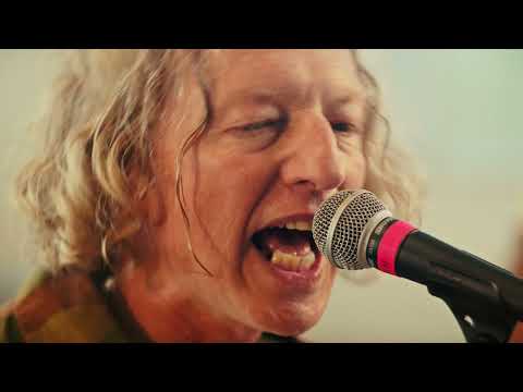 Cast - Poison Vine Feat. P.P. Arnold (Music Video)