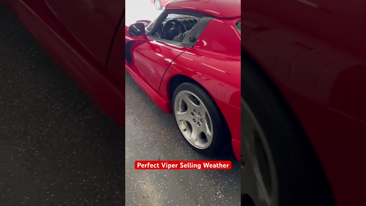 The Viper is off to its new home! #dodge #viper #rt10