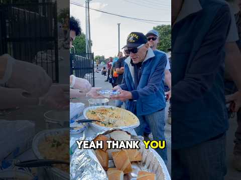 Feeding a Sweet Old Man on the Streets 🥹❤️ #homeless #giveback #kindness #emotional