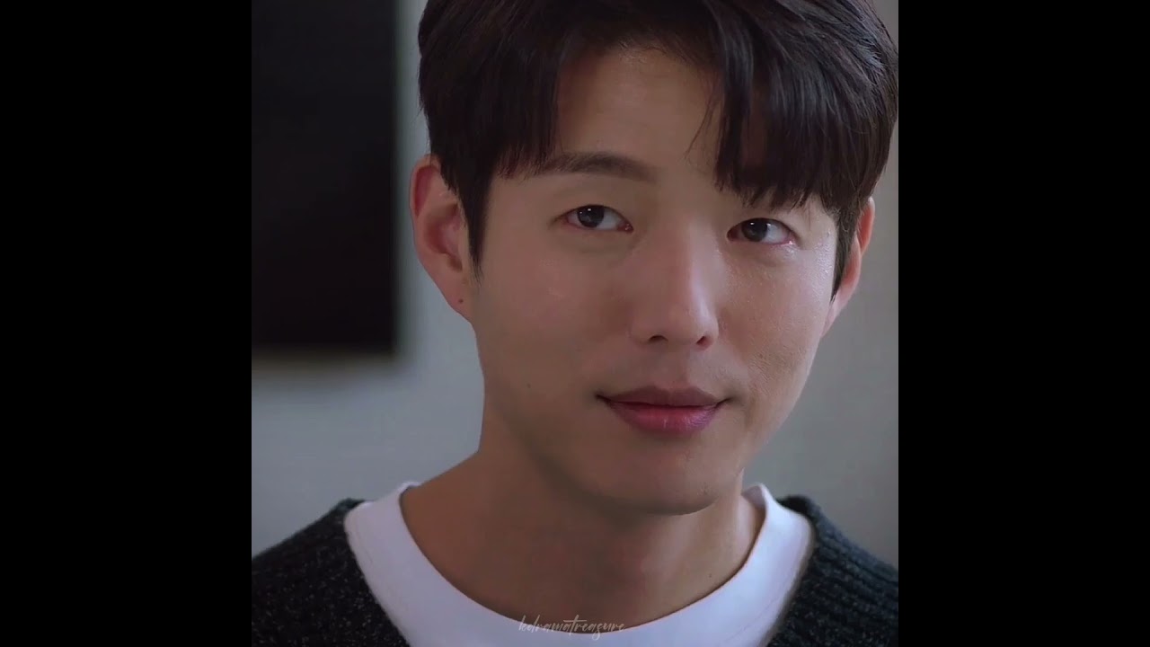 Hilarious Love Triangle in 'Destined With You' 😂