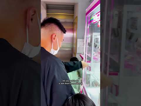 EPIC Claw Machine HACK you NEED to try!