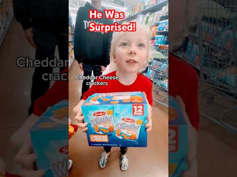 My Kids Pick Gifts for HOMELESS Man #helpinghomeless #parenting #viralvideo #givelove