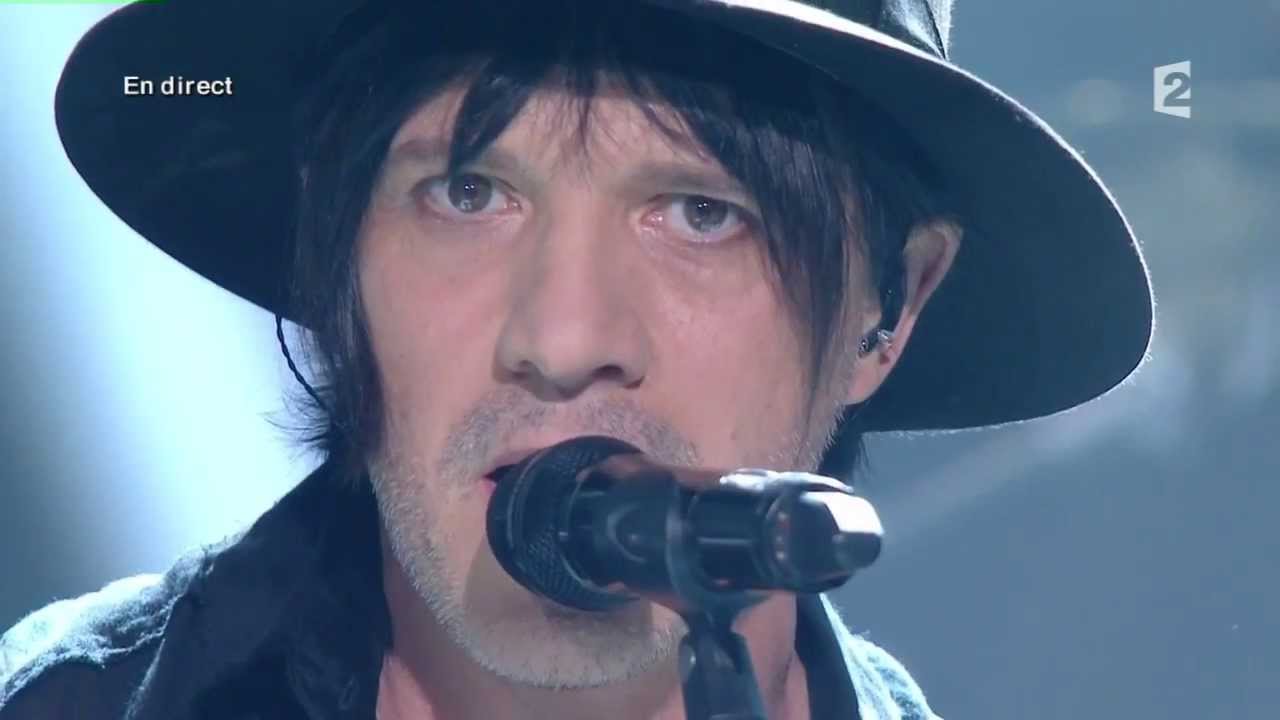 Indochine's 'College Boy' Wins at Victoires de la Musique 2014 ๐ถ