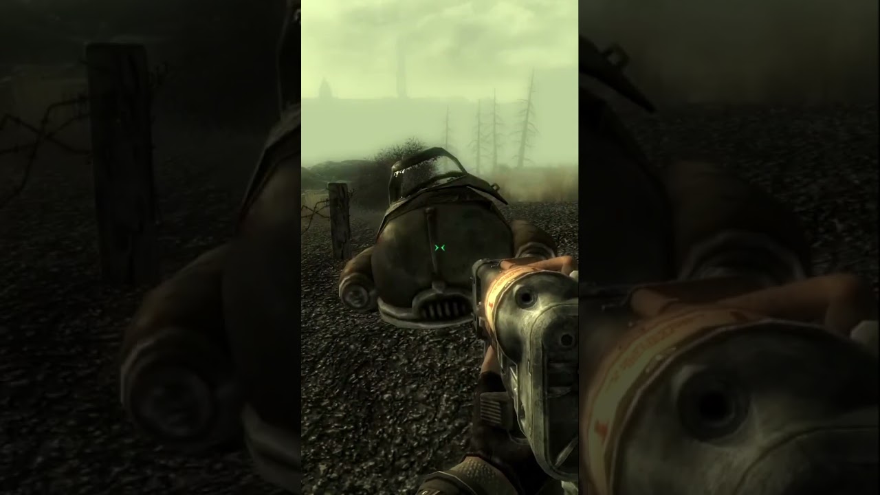 I love these tiny three wheeled cars in Fallout 3 (how does it not tip over) #fallout3