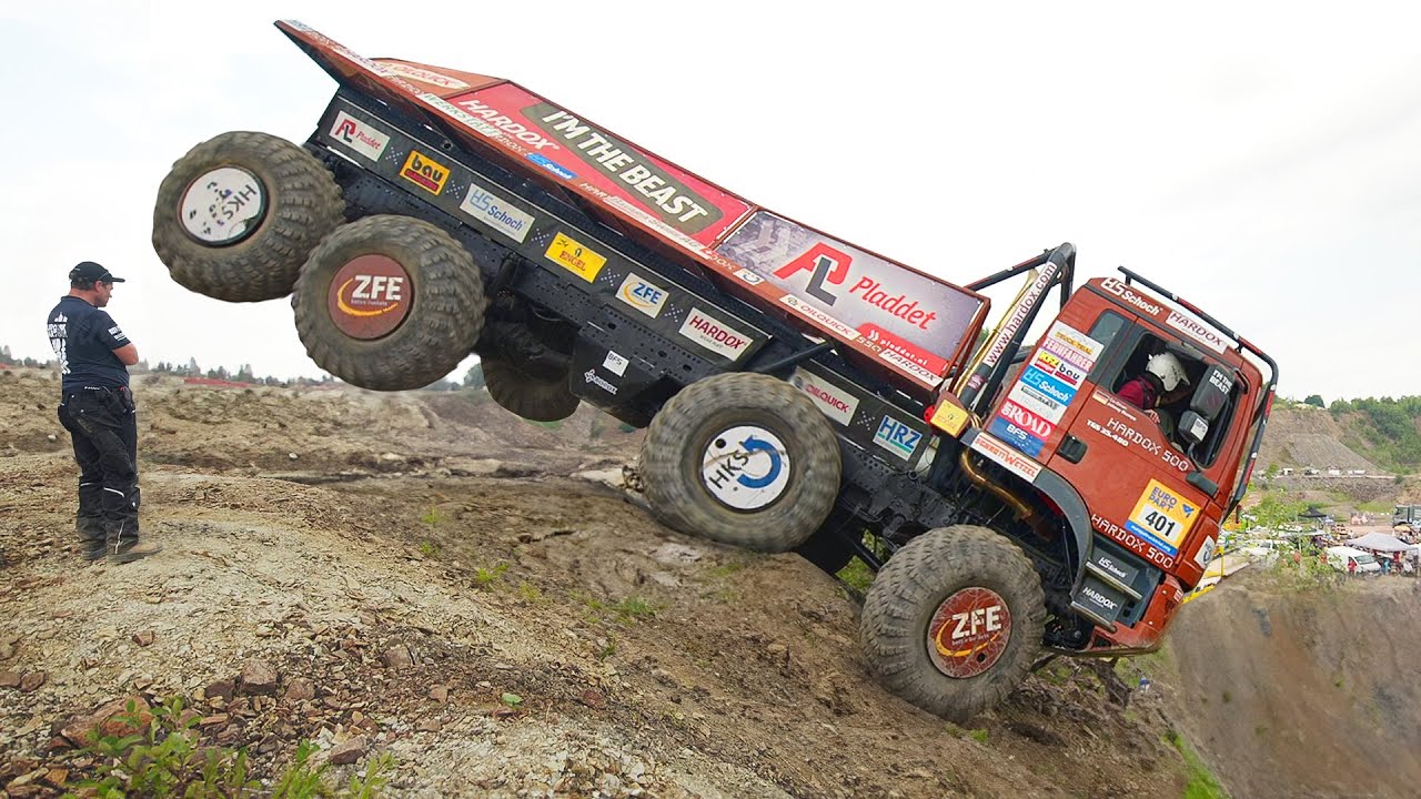 Extreme Off-Road Hill Climb with 8x8 Truck 🚗