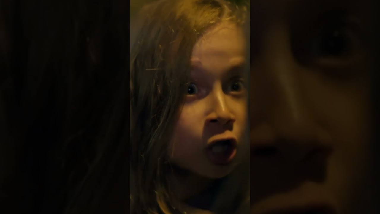 Çocuk Yolun Ortasında Atladı 🚸