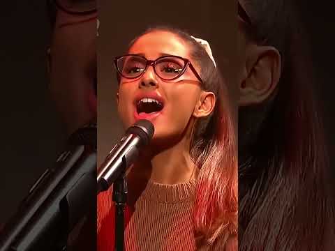 Ariana Grande Sings I Will Always Love You - Whitney Houston #arianagrande #whitneyhouston