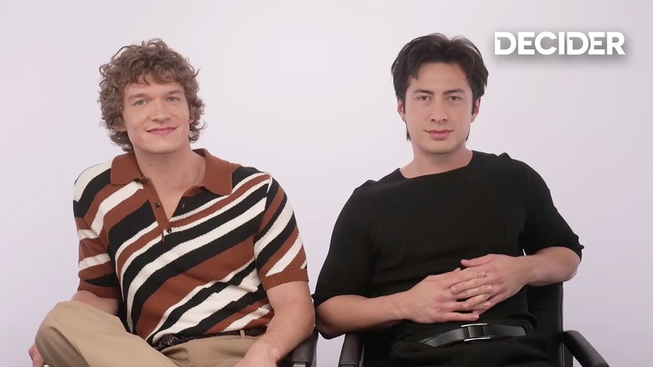 Connor Storrie & Hudson Williams on 'Heated Rivalry' Tuna Melt Scene 🍽️