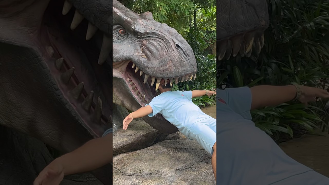 Experience the Thrills of Jurassic Park at Universal Studios Singapore 🦖