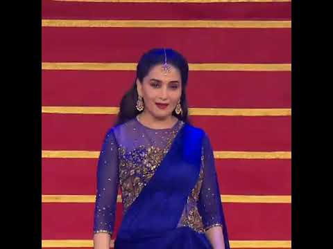 kaate nahi katte Lamhe intezaar ke #MadhuriDixit #ZeeTV #Zeecinemaaward #hamaapkeHainKaun
