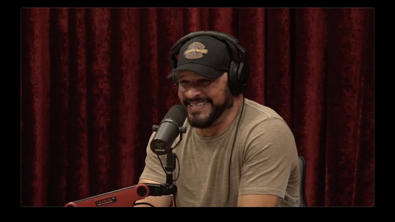 Joe Rogan #2384: Chat with MMA Legend Mark Kerr 🥋