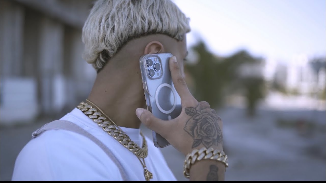 Mouka - Mala Ena 🎶 Official Music Video (2022)