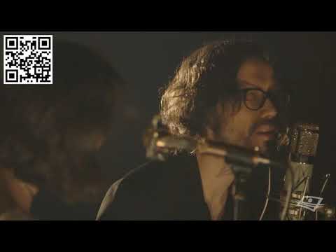 Philippe B et Mélanie Boulay - Rouge-gorge (Microphone @ Télé-Québec)