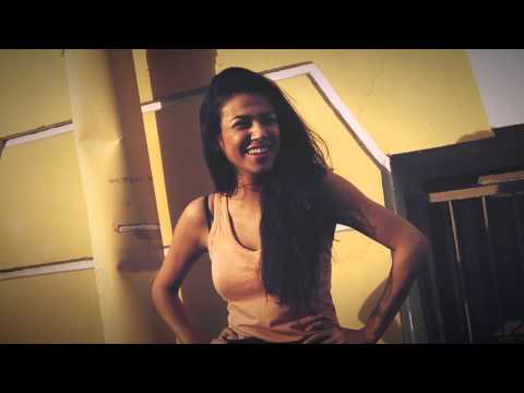 Sabrina красивая