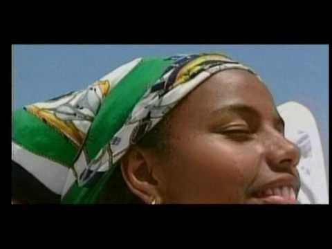 Gil Semedo Revives Batuko, Maria Julia Becomes Hit 🎶