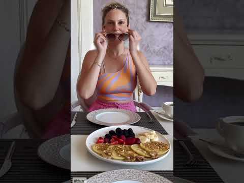 Farah Zeynep Abdullah'ın sıfır makyaj güzelliği