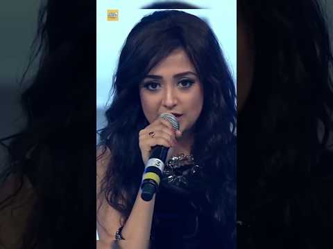 Female Singers Known for Their Powerful Raw Vocals