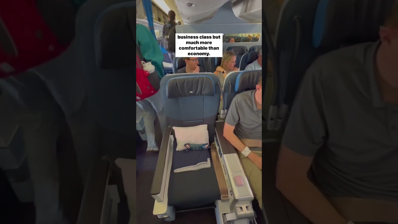 Fly KLM Premium Economy from Amsterdam to Chicago Using Flying Blue Miles ✈️