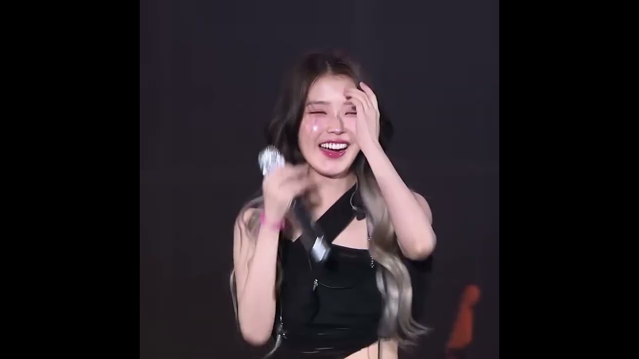 Lee Jieun's English Accent Is So Cool! 💗✨