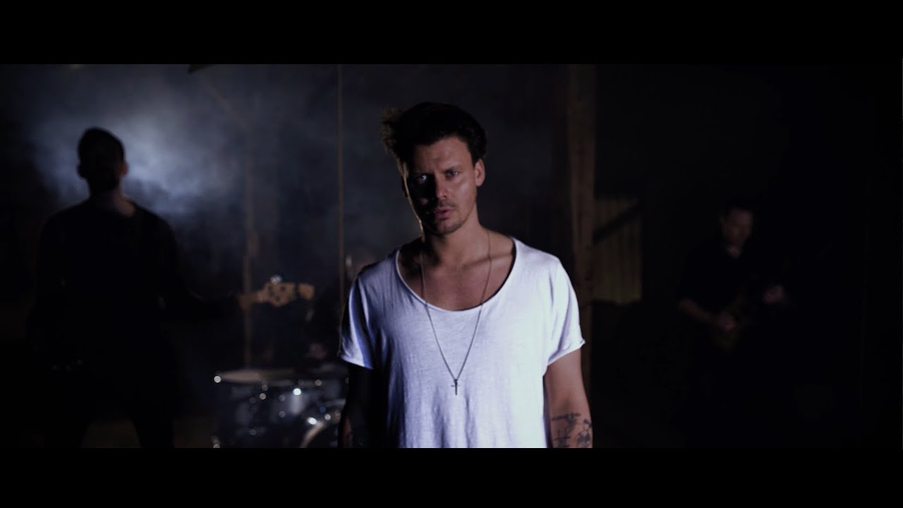 🎶 DARI's New Album 'An deiner Seite' & Fanbox – Get Yours Now!