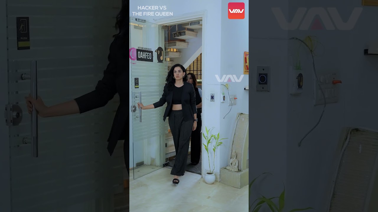 Dhrual ki Naukri Gayi, Server Crash! 🔥 | Hacker Vs The Fire Queen