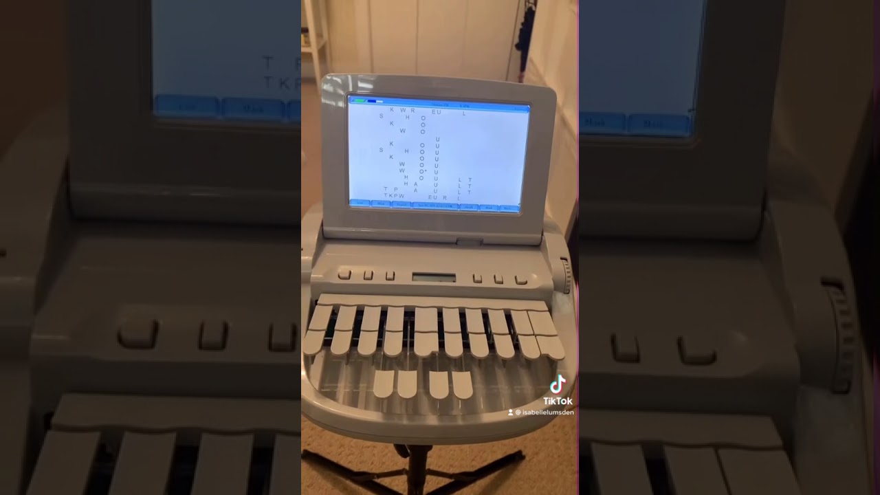 Stenograph Machine Explained: How It Works & Its Benefits ✍️