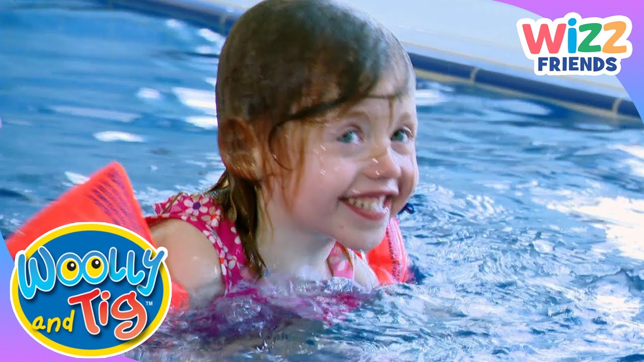Woolly & Tig Go Swimming! 🏊‍♀️ | Summer Fun