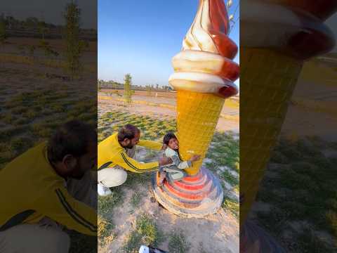 Ya rezoo kyun roo rha hy