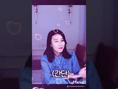 Jang Young-Nam Unnie ( 🎤: With a smile )