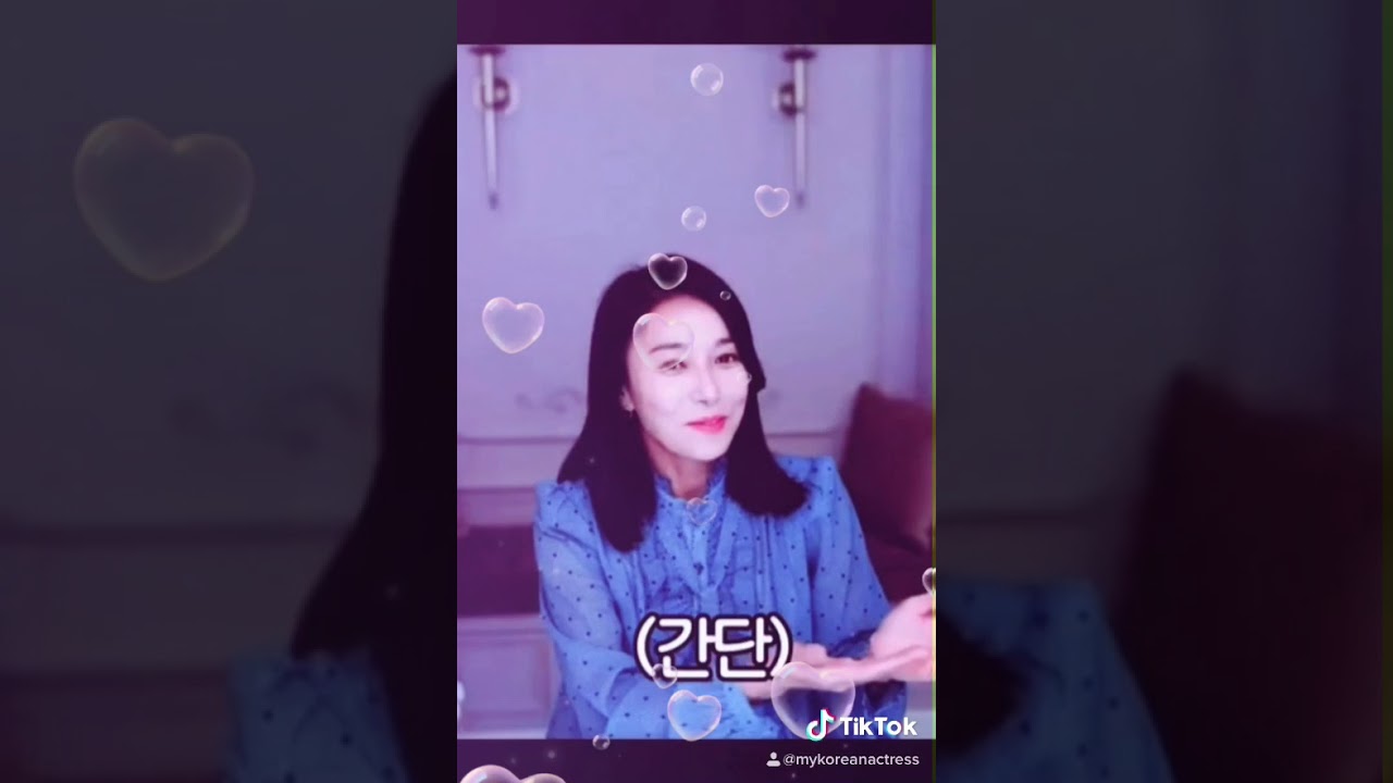 Jang Young-Nam Unnie Shares a Heartwarming Smile 🎤