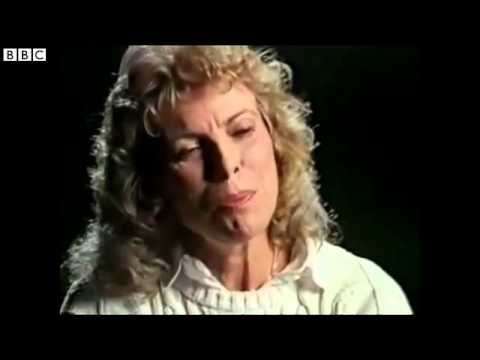 Actress Billie Whitelaw Dies at 82 🎬