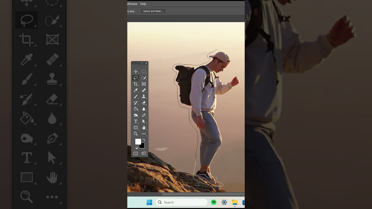 Master Photoshop's Lasso Tool for Precise Selections