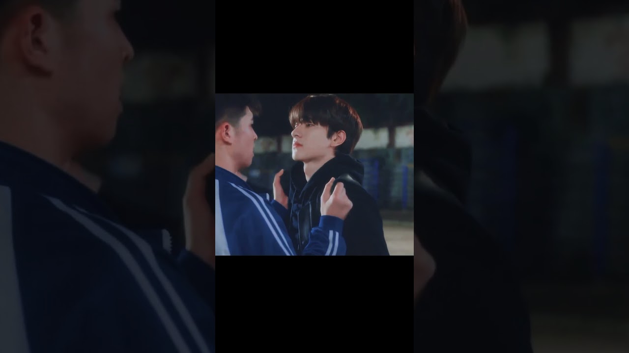 Huérfana y su caballero en drama chino 😢