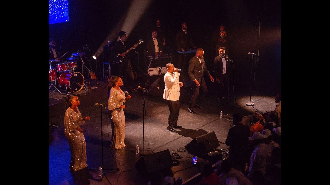 Moise Matuta Live in Paris 🎶 at Théâtre du Blanc Mesnil