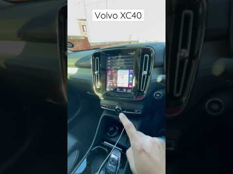 Infotainment screen in the Volvo XC40