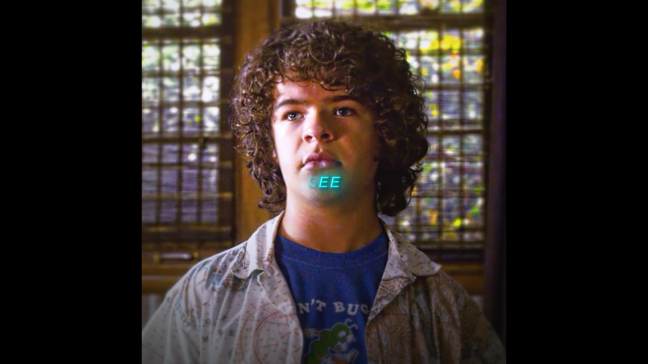 Hilarious Stranger Things Season 3 Moments 😂 | Epic High School Clash!