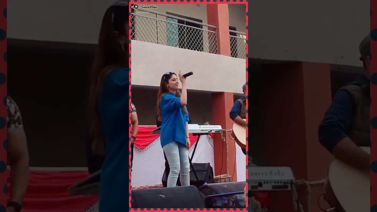 Aima Baig Performs Live Song π€