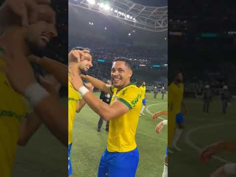 Dupla Flaco LĂłpez e Vitor Roque fazendo mais gols pro Palmeiras