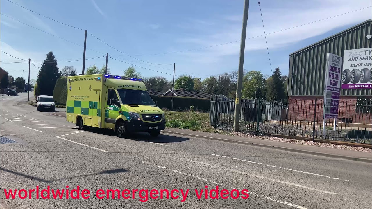 Urgent Response: Welsh Ambulance Service Near Rogiet Petrol Station 🚑 (26/4/21)