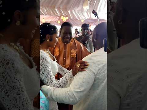 L'arrivée du Père de Kheucha dans la série BÉTÉ BÉTÉ