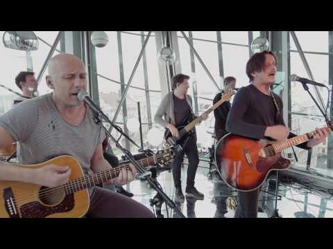 Chinaski - Každý ráno / City live (26.4.2017)