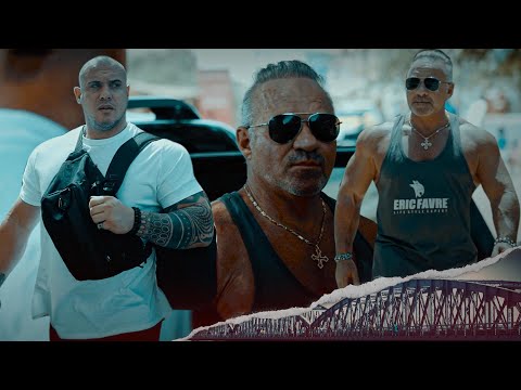 Les images magnifiques dâĂric Favre et son Ă©quipe Ă Saint-Louis dans les rues, salles de musculation