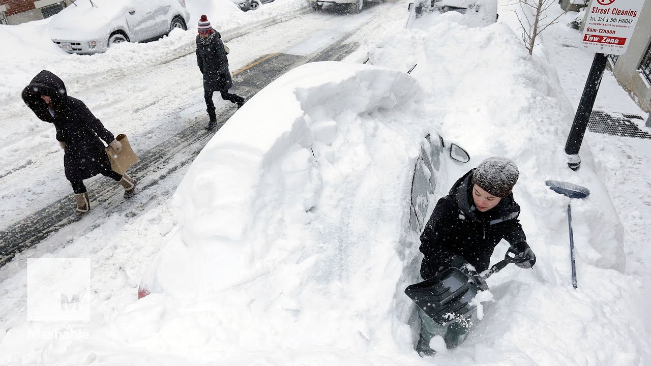 'Snow like we've never seen before': Boston looks absolutely miserable | Mashable