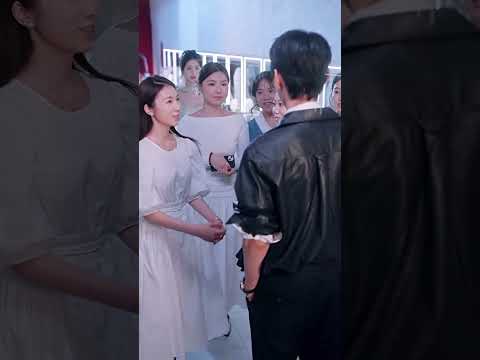 Take me instead?💓 #bbe61 #dramabox #cdrama #drama