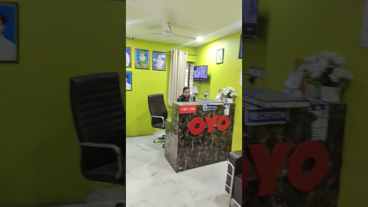 OYO Gour Plaza Hotel in Govindpuri 🏨